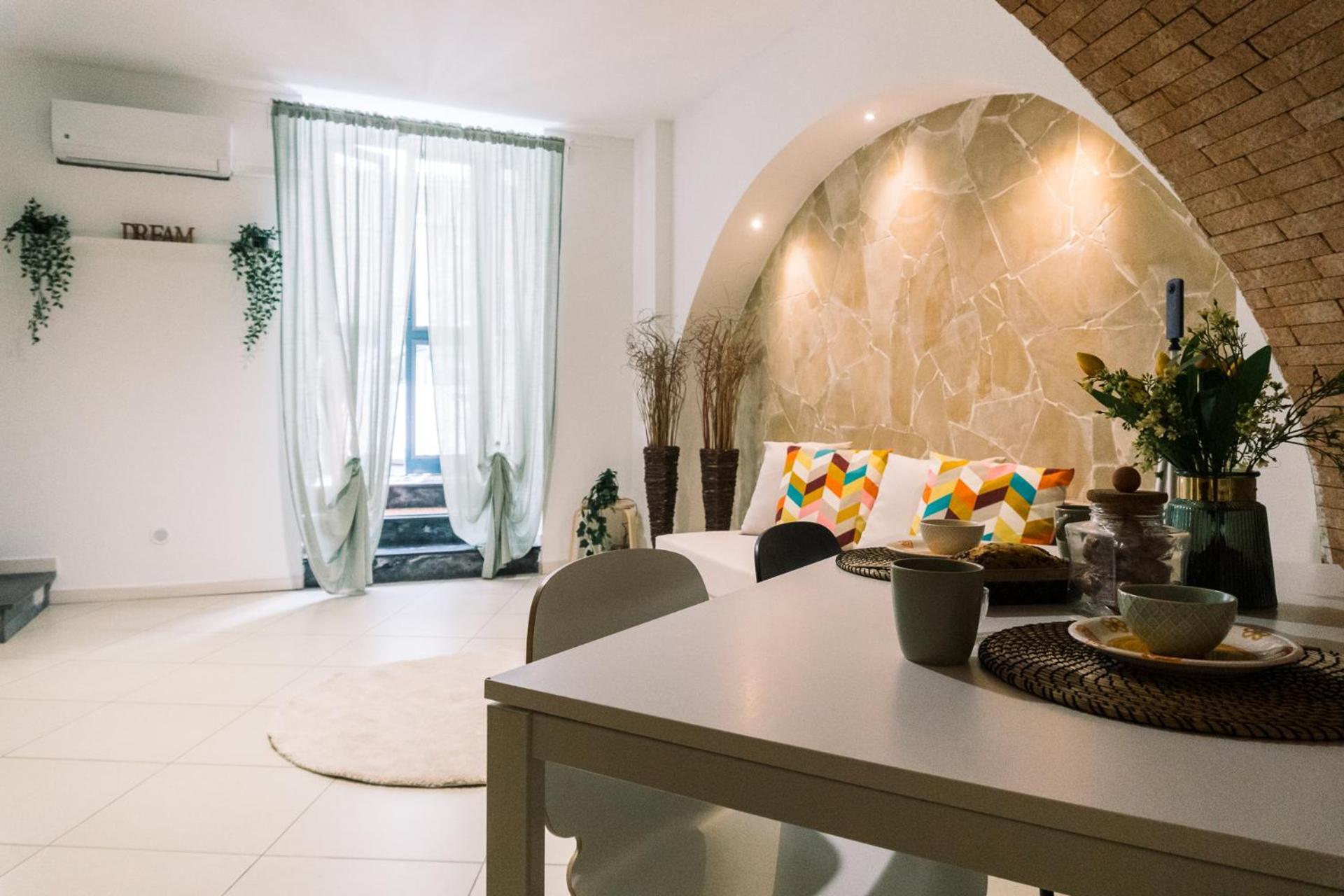 Dante House - By Holiday In The Ct Apartman Catania Kültér fotó